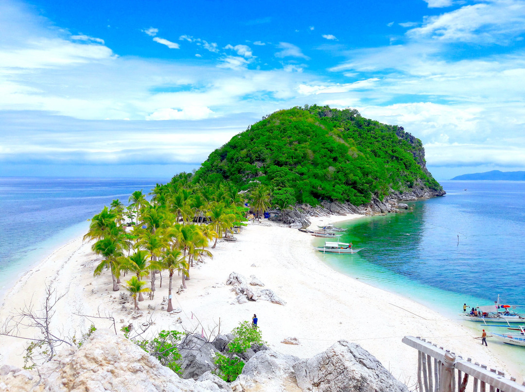 Las Islas Travel and Tours-卡尔斯必去景点