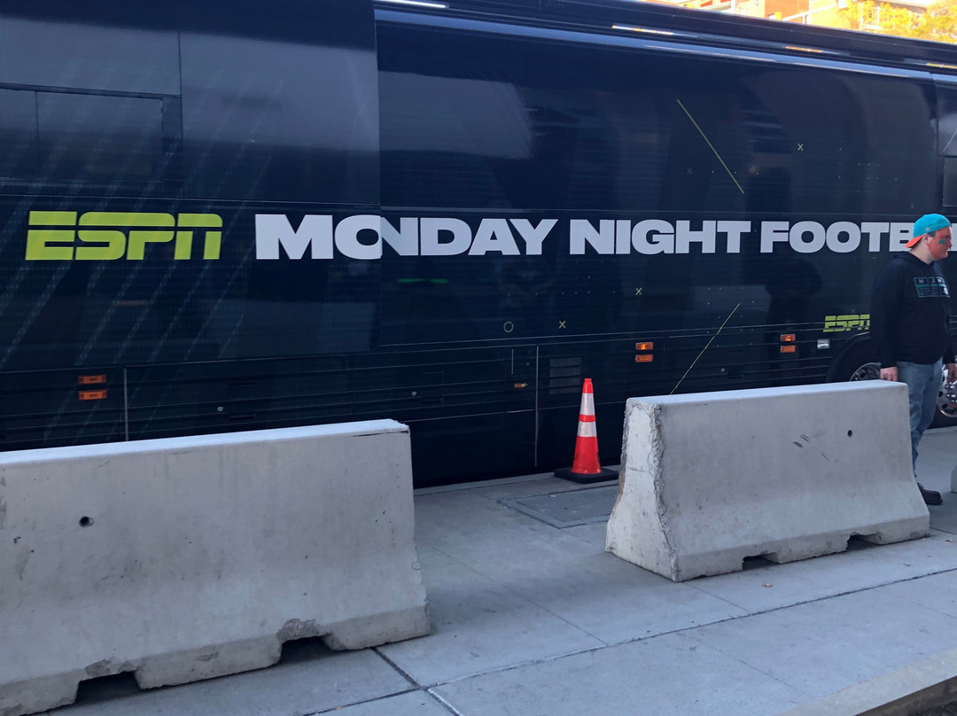 Acrisure Stadium Tours-匹兹堡必去景点