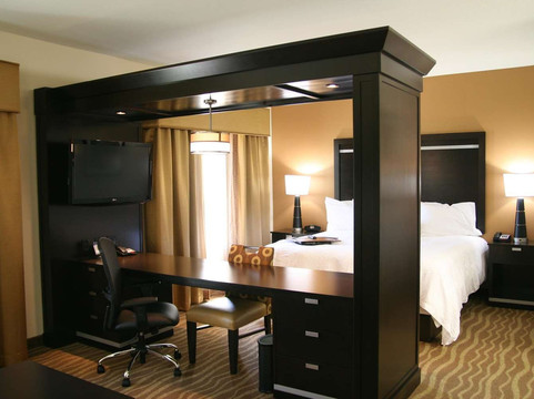 Hampton Inn & Suites Cleburne主图