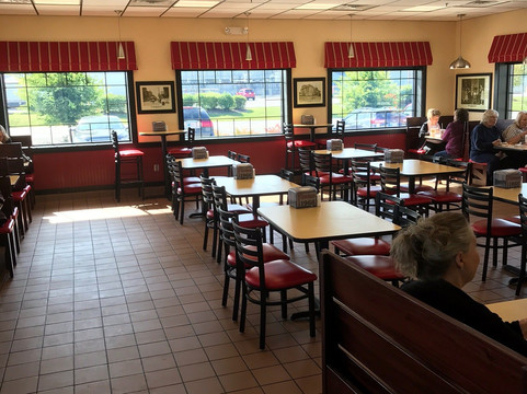 Huntertown餐馆和美食-Lee's Famous Recipe Chicken