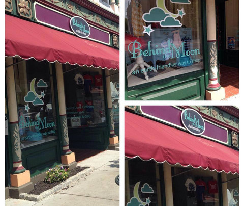 Winslow旅游景点-Behind the Moon