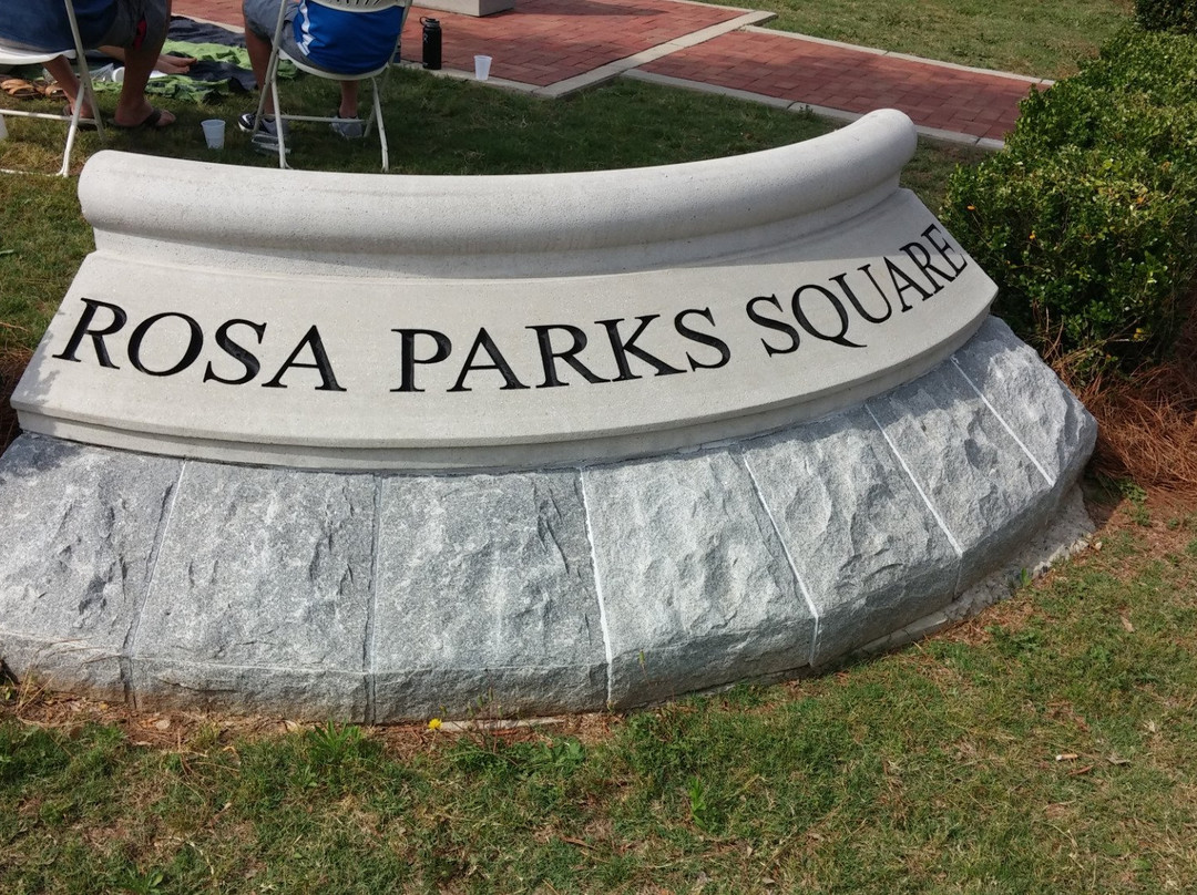 Rosa Parks Square景点图片