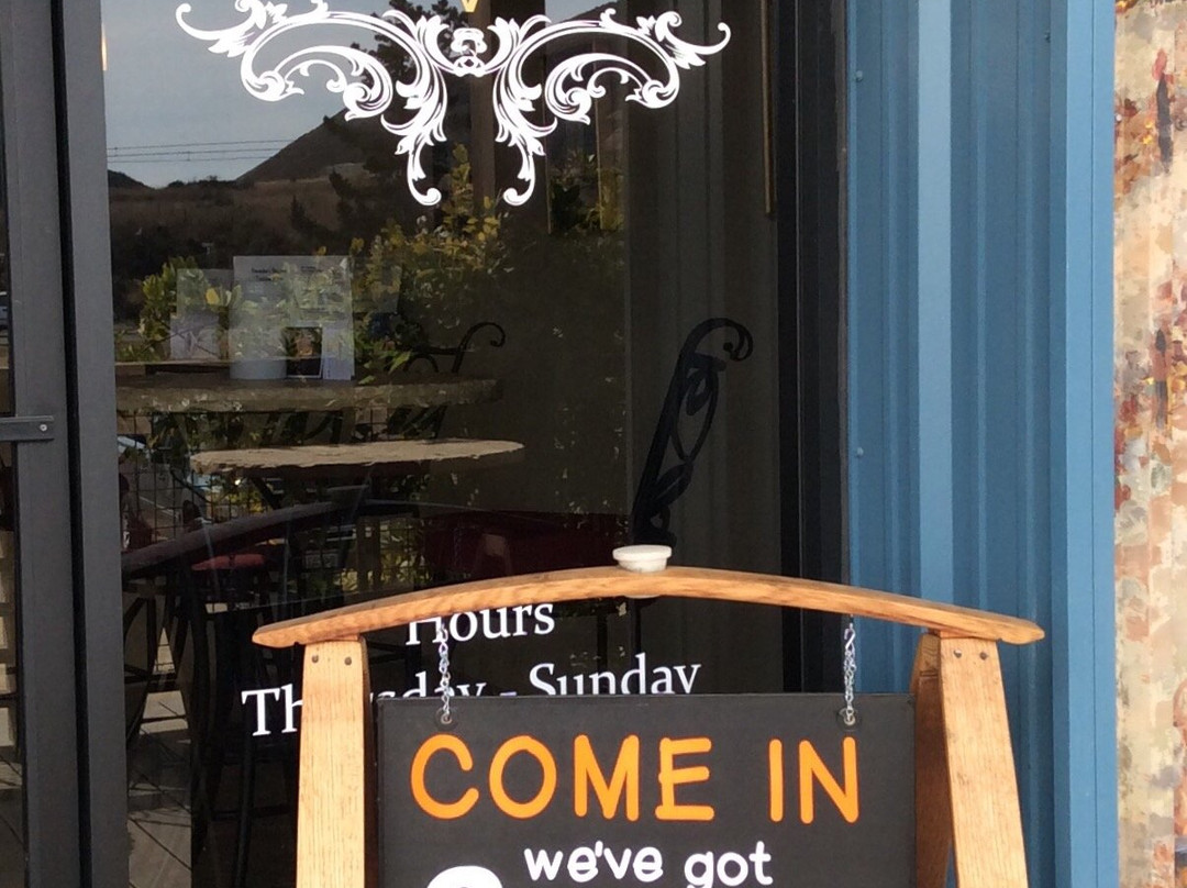 AVE Winery-隆波克必去景点