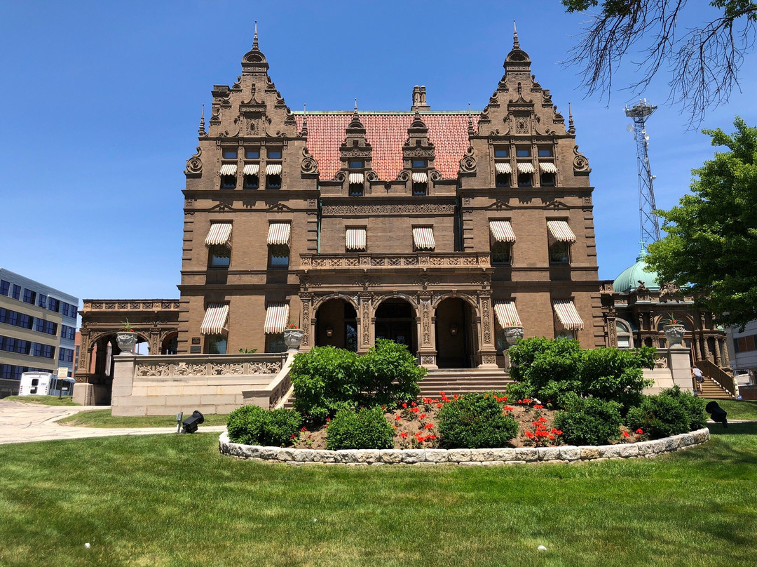 密尔沃基旅游景点-Pabst Mansion