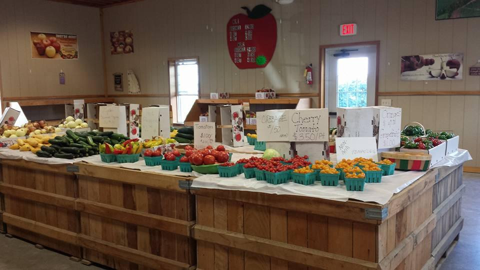 Harborcreek旅游景点-Burch Farms Country Market