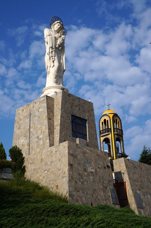 The Blessed Virgin Mary Monument-Haskovo必去景点