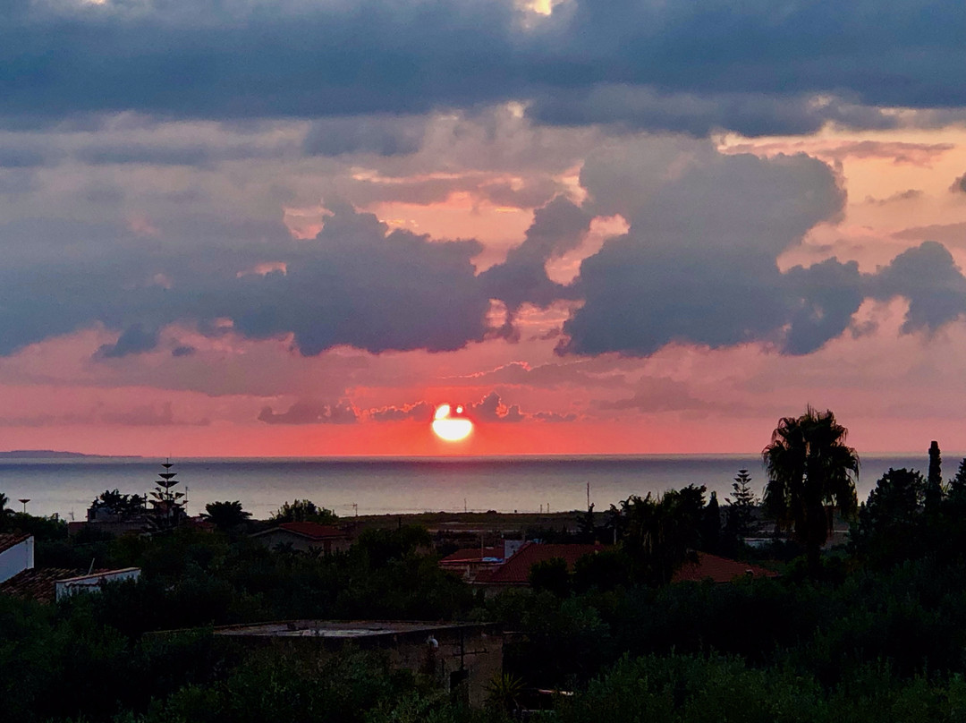 斯皮纳里酒店主图