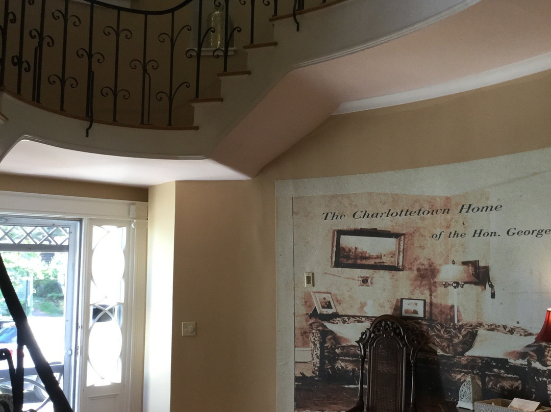 1 West Inn Waterfront主图