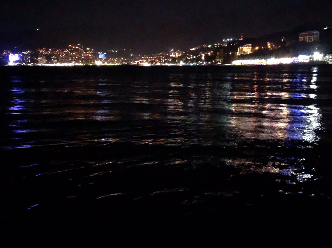 Yacht Club Hotel主图