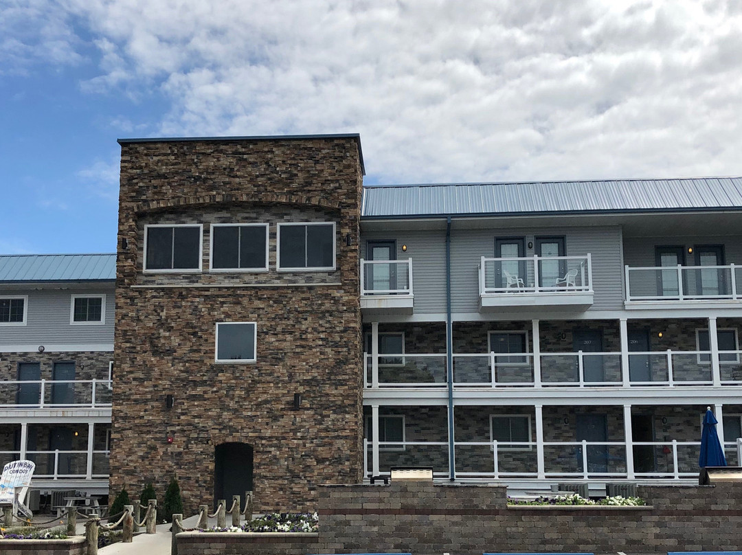 Put-in-Bay Condos主图