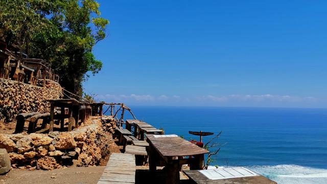 Paralayang Hill, Watugupit-基杜尔山必去景点