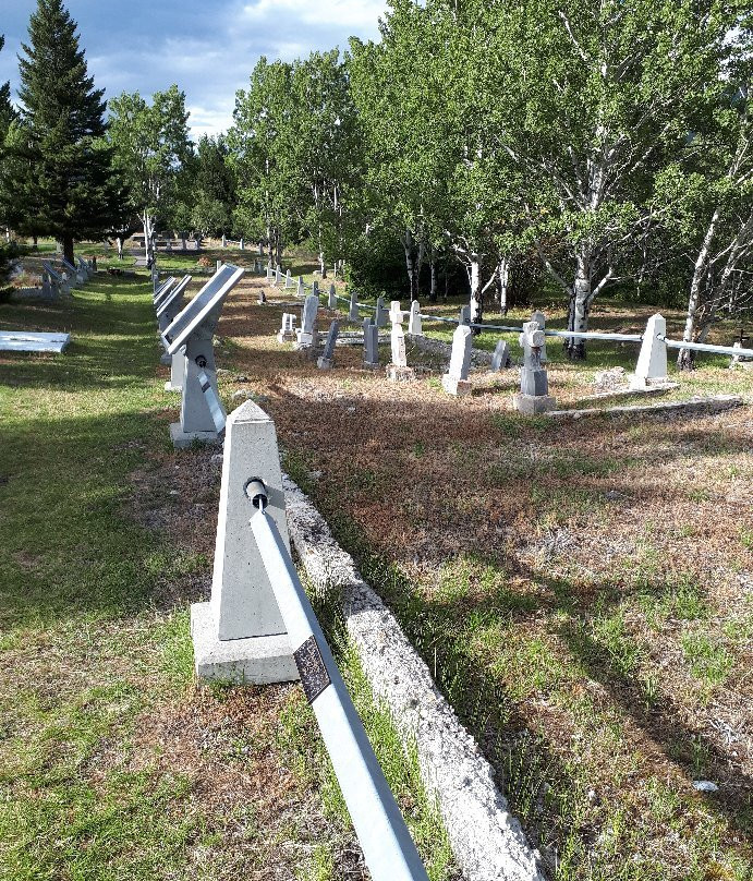 Hillcrest Mine and Cemetery-Crowsnest Pass必去景点