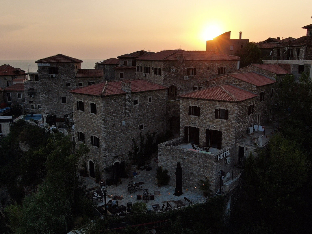 Barbarossa Pirate Bar-乌尔齐尼必去景点