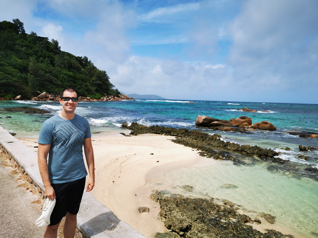 Anse Consolation-普拉兰岛必去景点