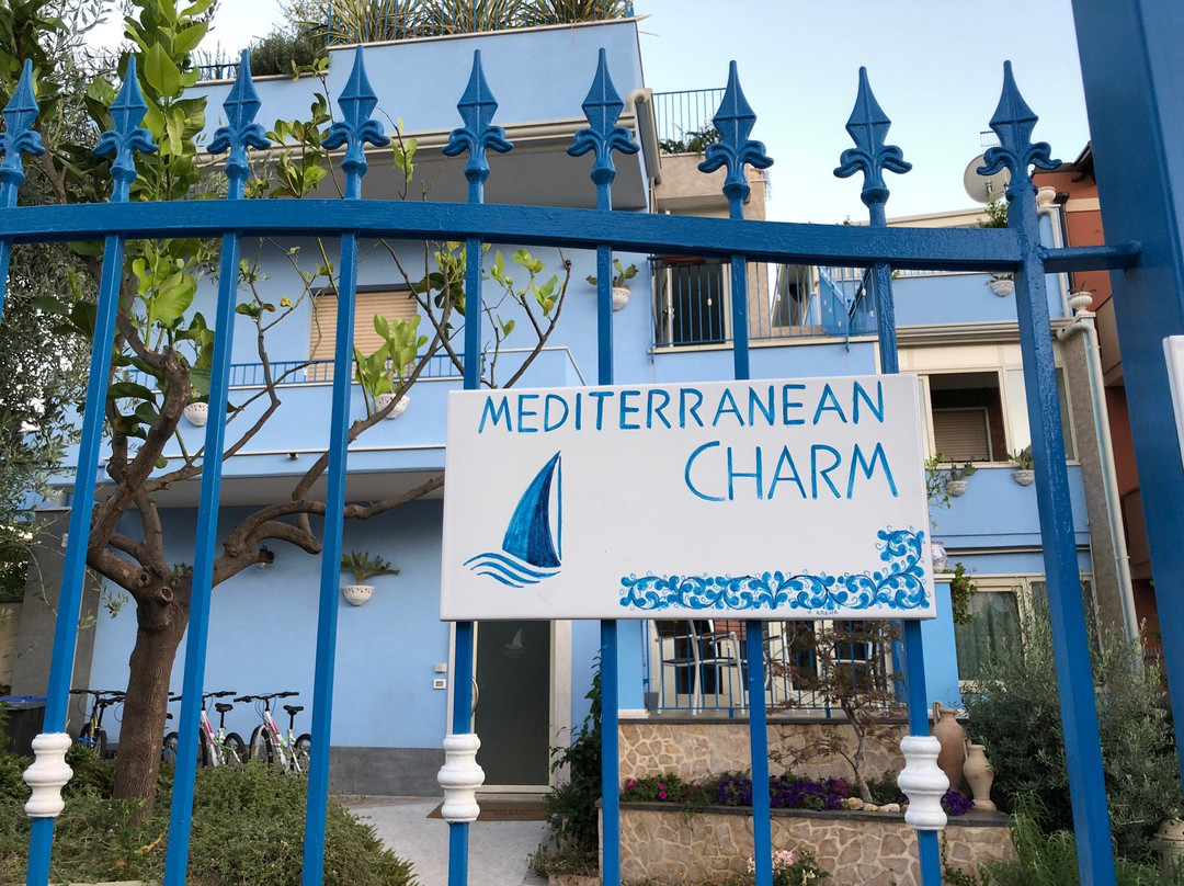 Mediterranean Charm主图