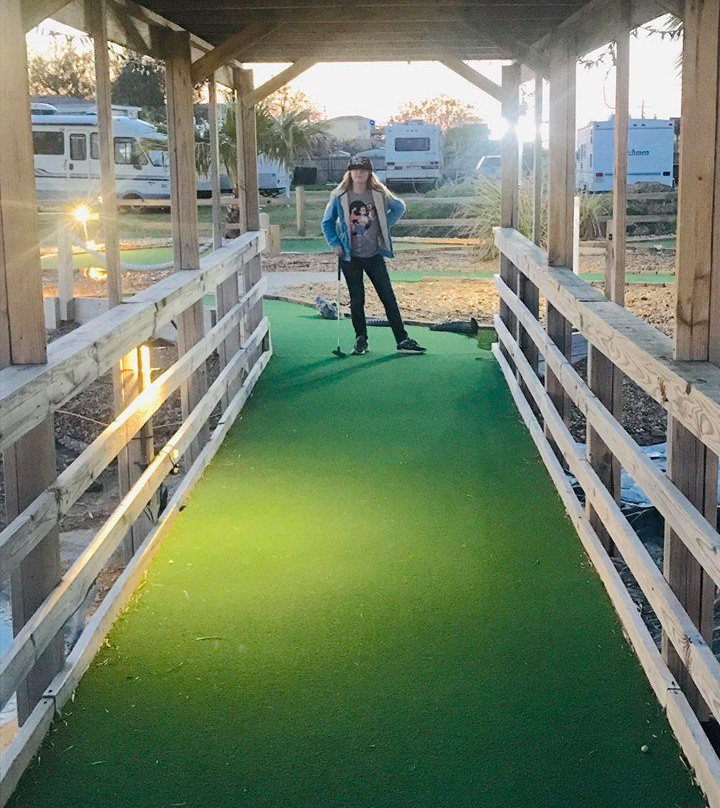 The Gulf Range-Crystal Beach必去景点