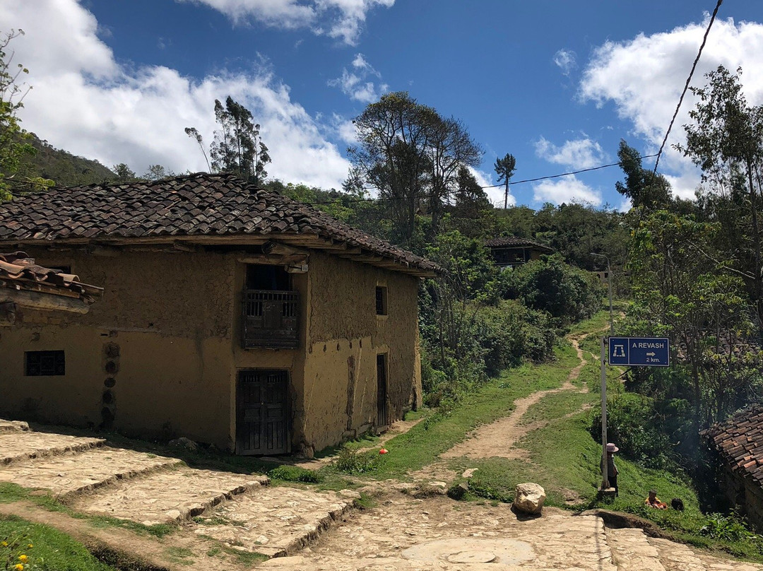 Mausoleum of Revash-Santo Tomas必去景点