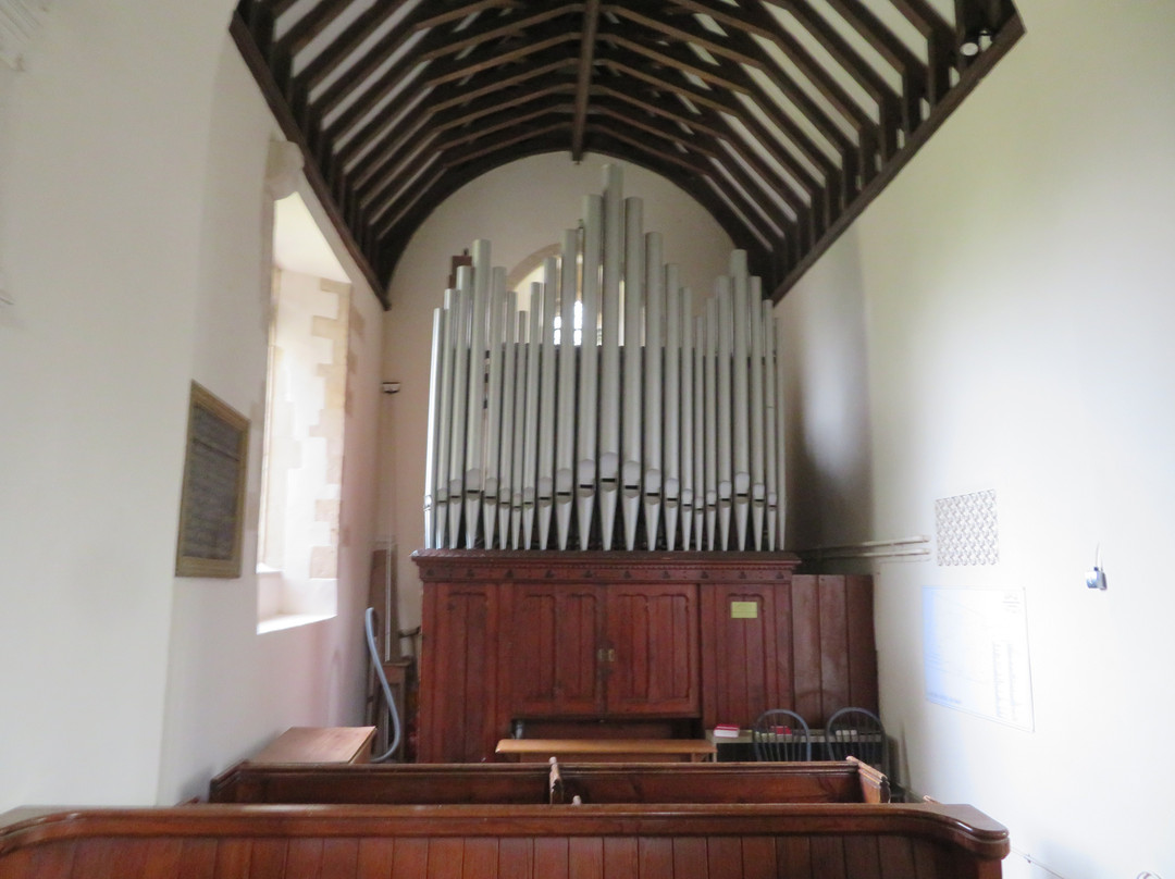 St Peter,s Church-Southrop必去景点