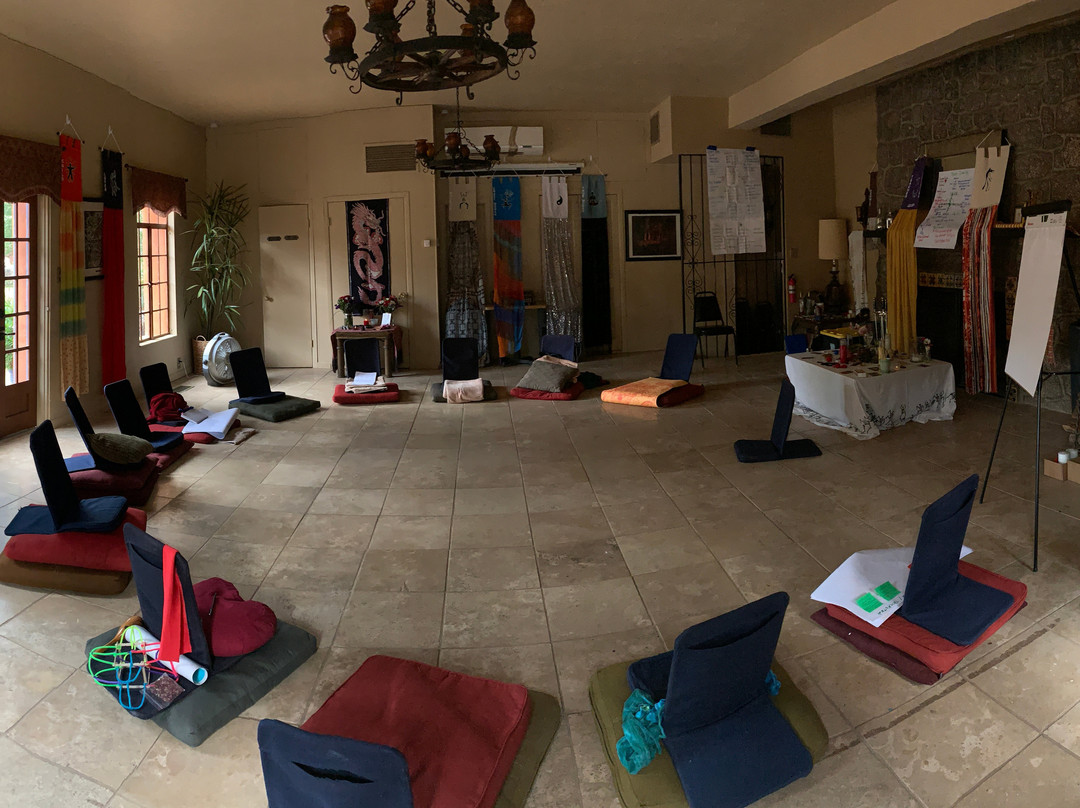 El Rancho Robles Historic Guest Ranch主图