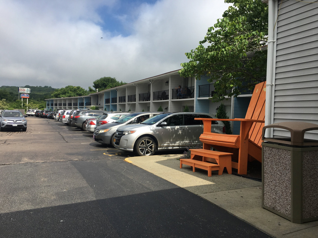 Howard Johnson by Wyndham Mystic主图