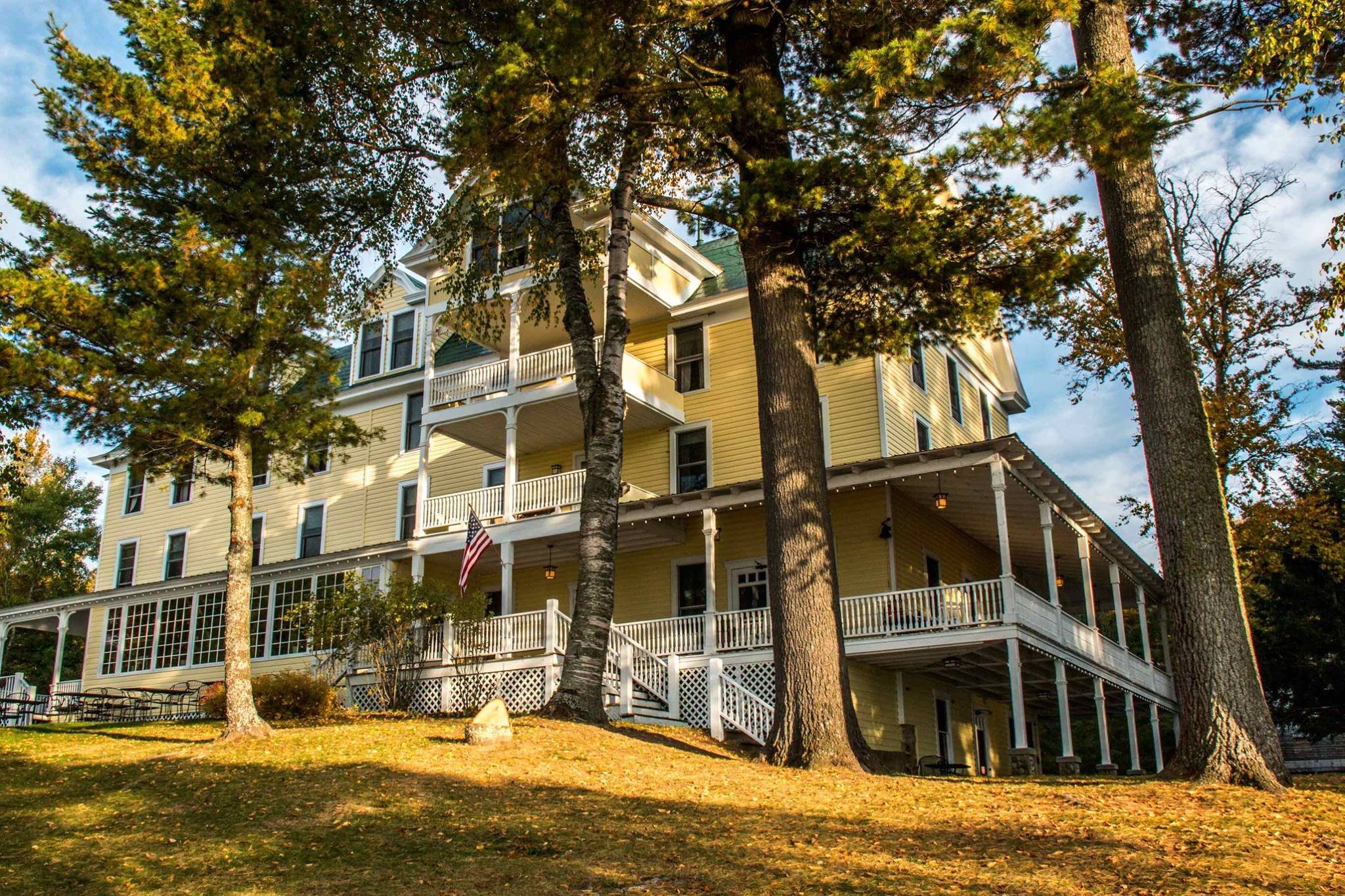 The Woods Inn-官方