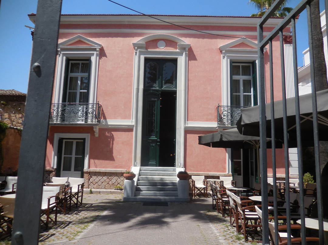 Nafsimedon Hotel主图