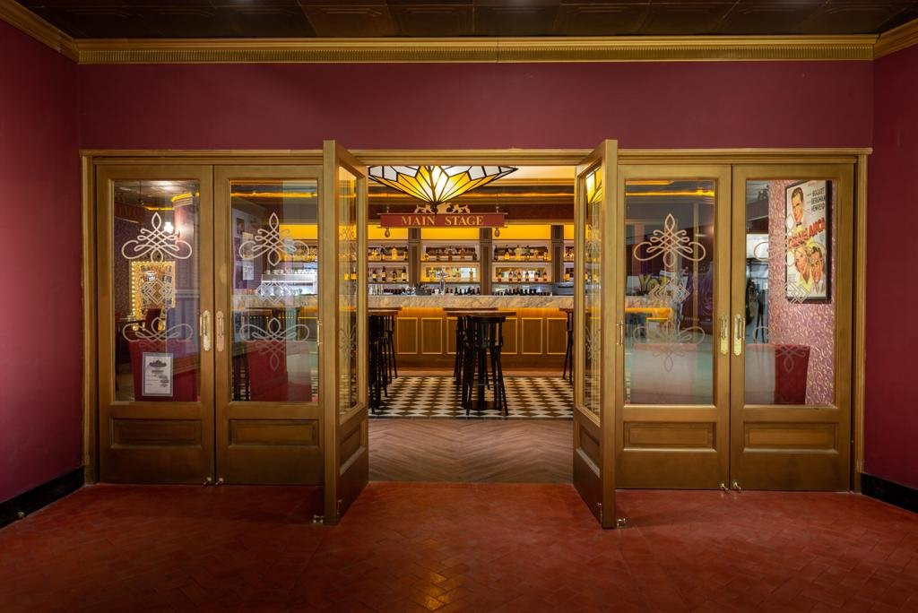 El Capitán Deli Theatre