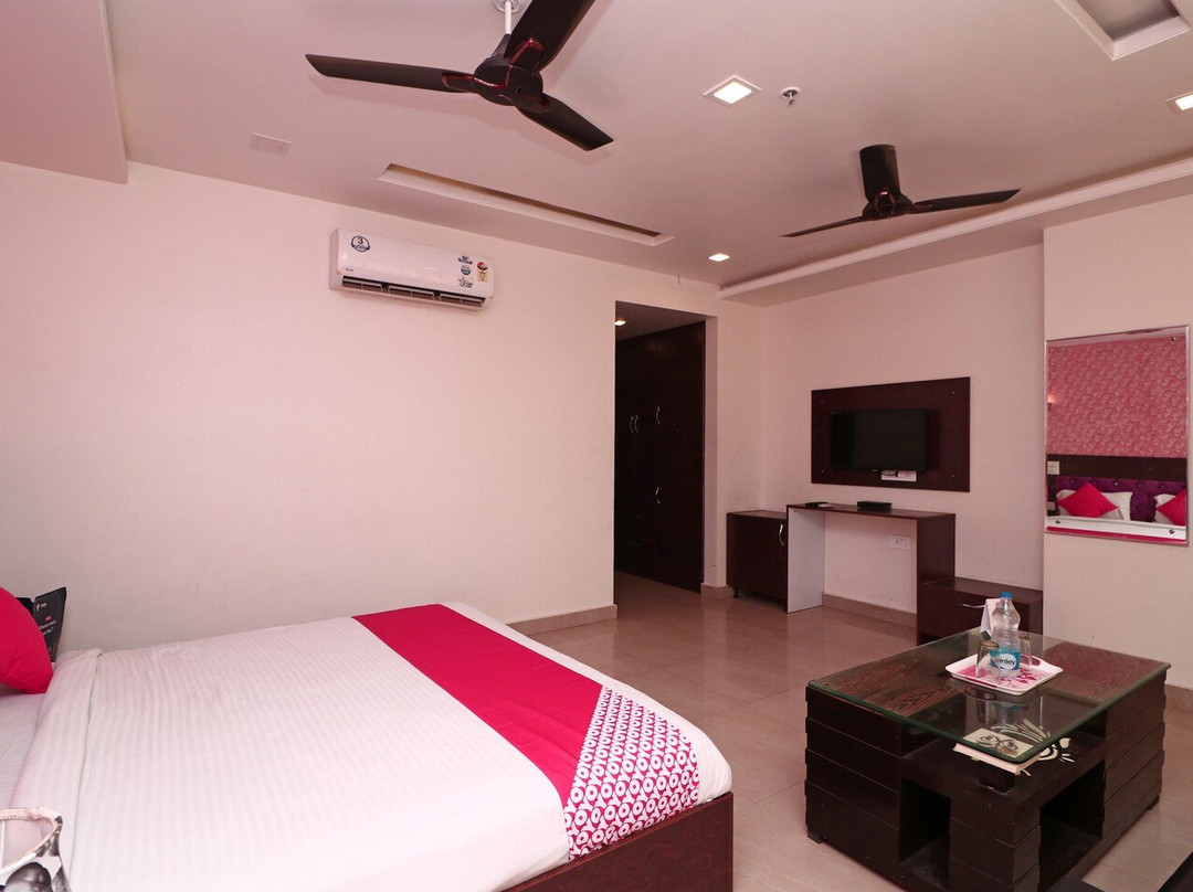 Hotel Sunrise Resort主图