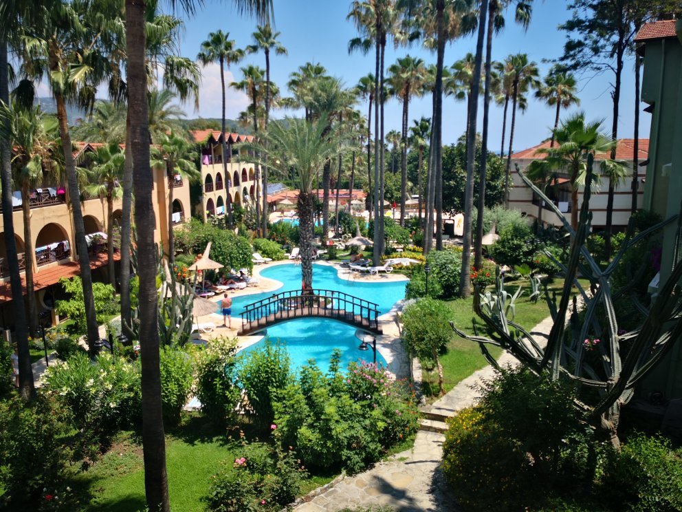 Green Paradise Beach Hotel-官方