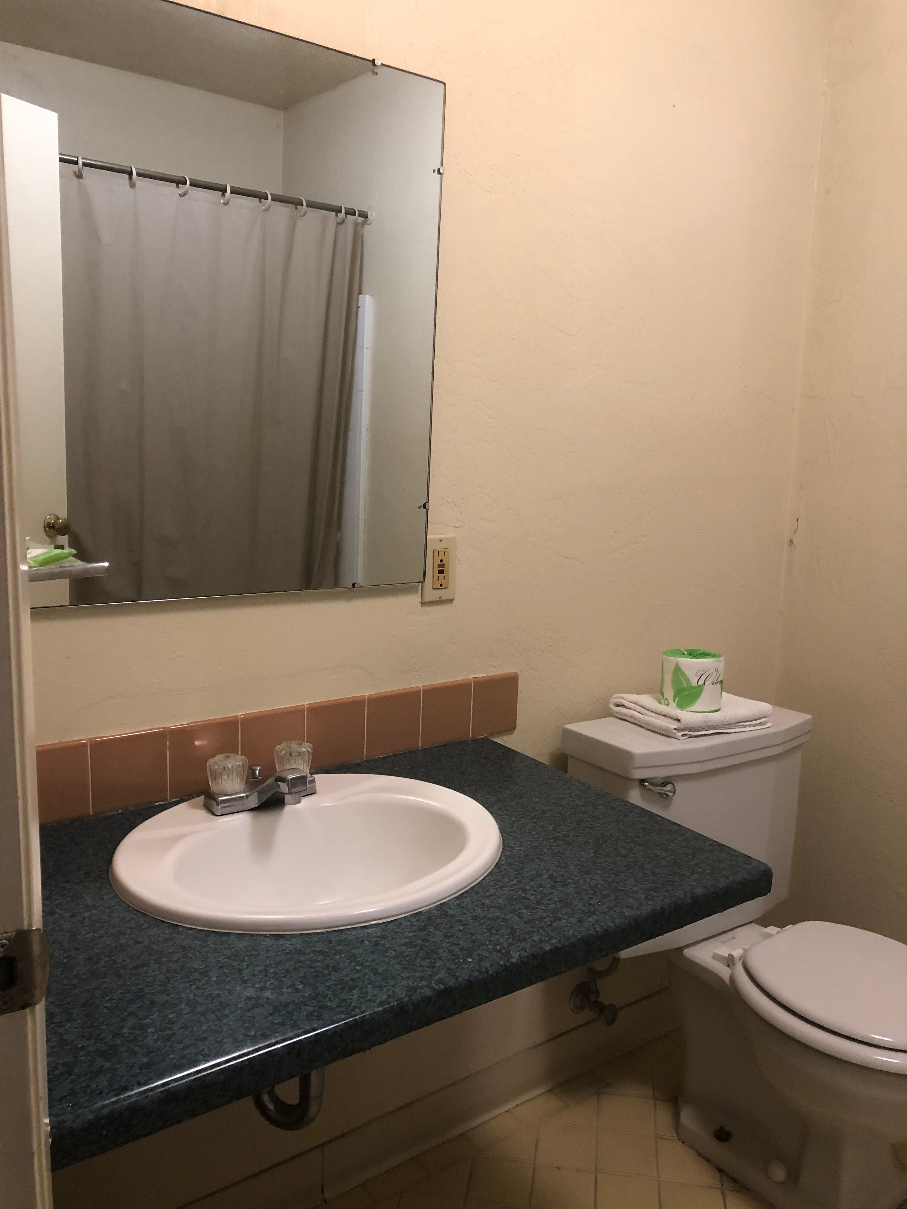 Red Bluff Inn-浴室