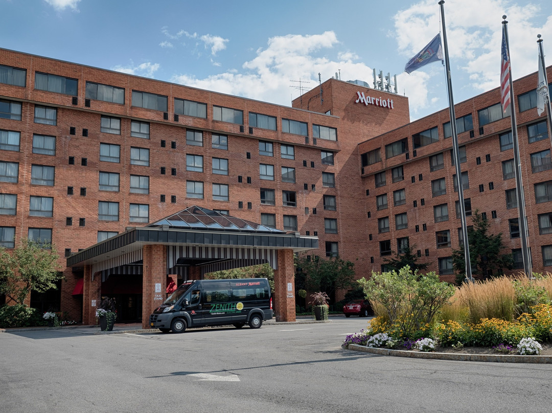 奥尔巴尼万豪酒店主图