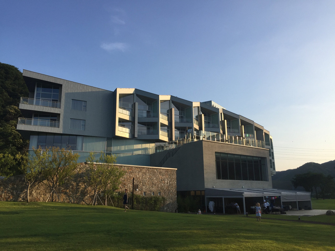 Midas Hotel & Resort主图