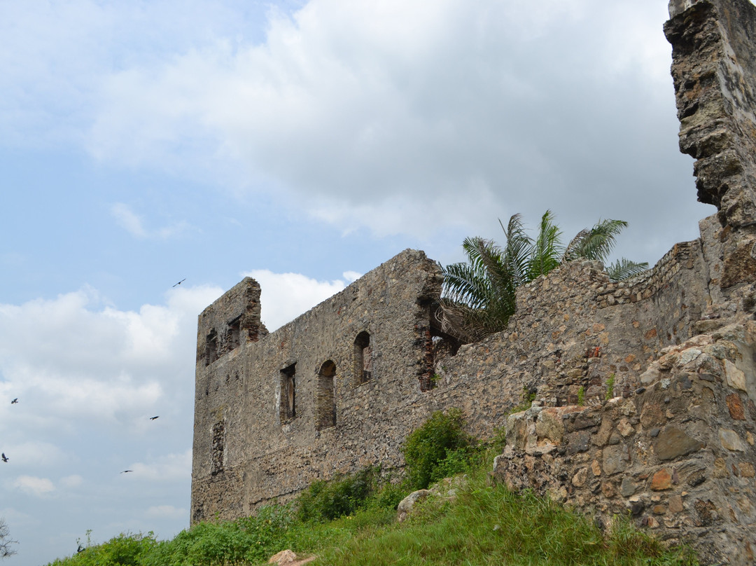 Biriwa旅游景点-Fort Amsterdam