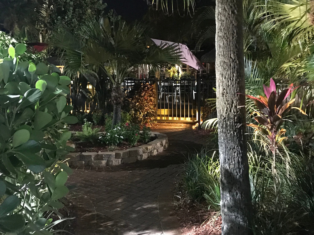 贝斯特韦斯特那不勒斯套房酒店主图