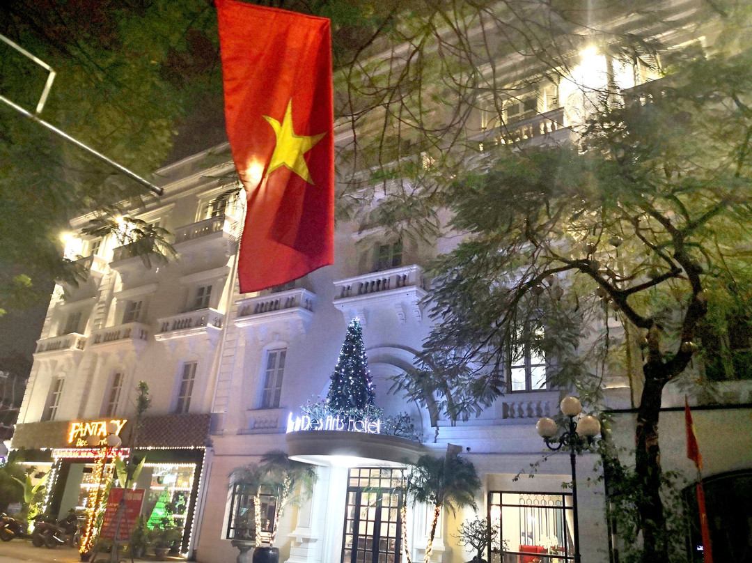 Manoir Des Arts Hotel主图