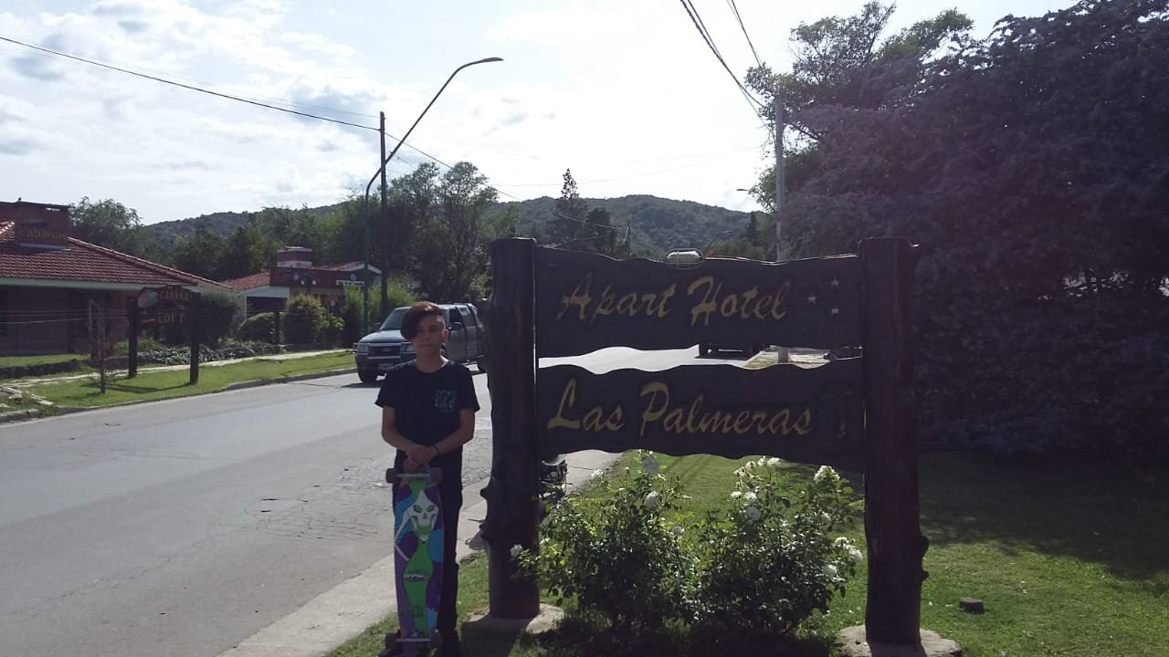 Apart Las Palmeras-官方