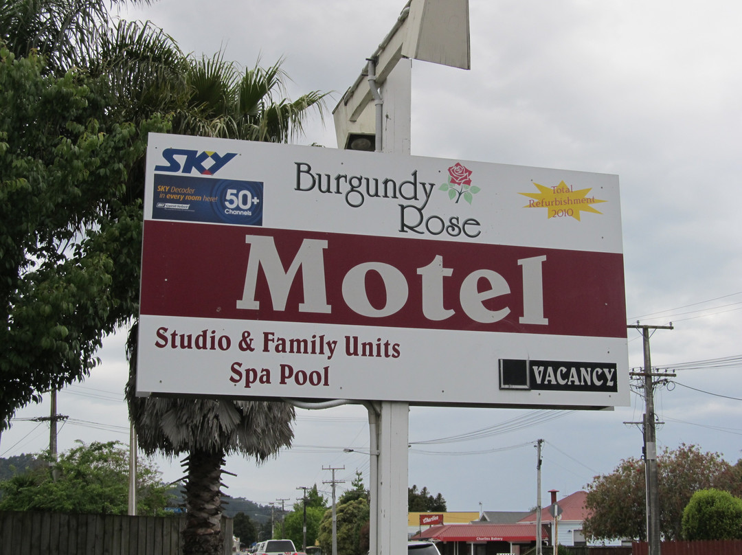 Burgundy Rose Motel主图