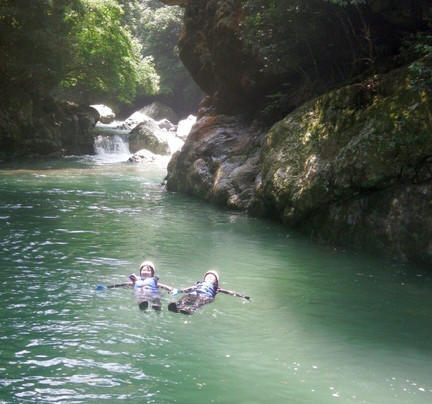 Hinokuniya-冰川町必去景点