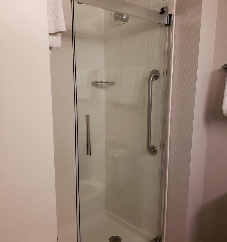 Courtyard by Marriott Alexandria Old Town/Southwest主图