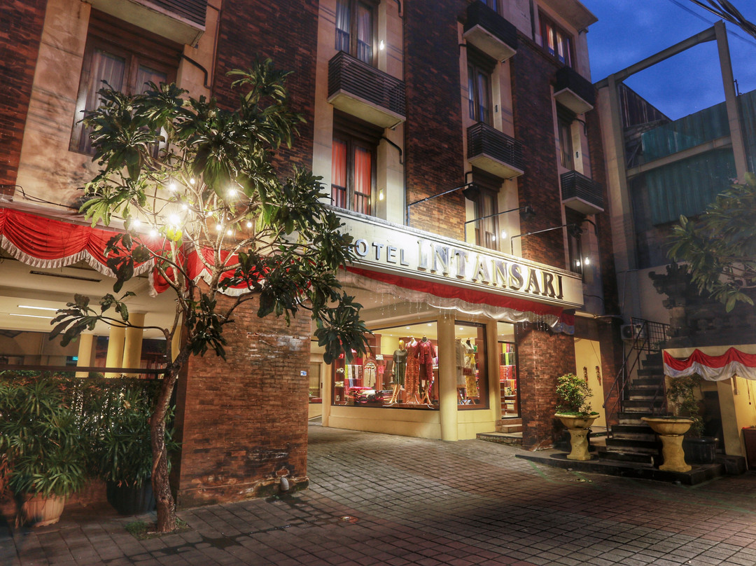 Dangin Puri酒店住宿-Hotel Intansari