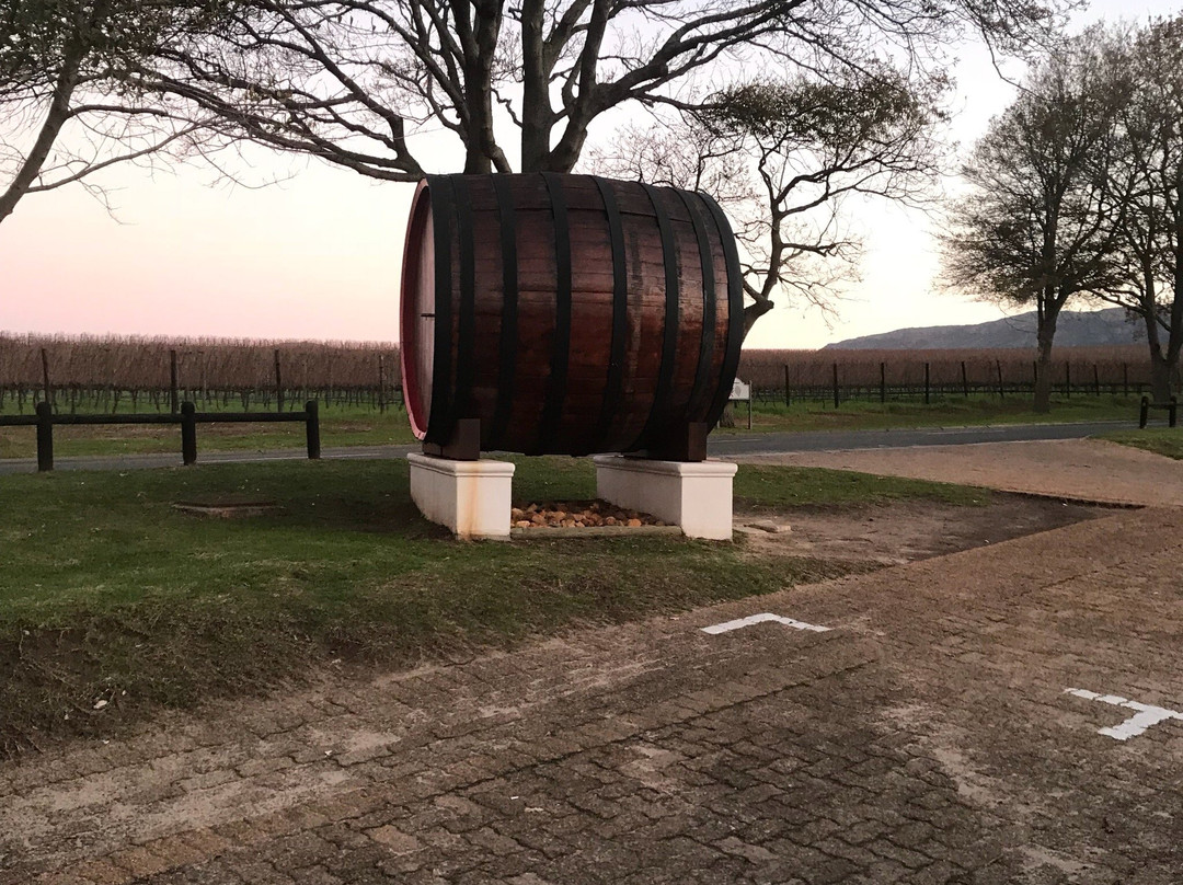 High Constantia Wine Cellar-康士坦提亚必去景点