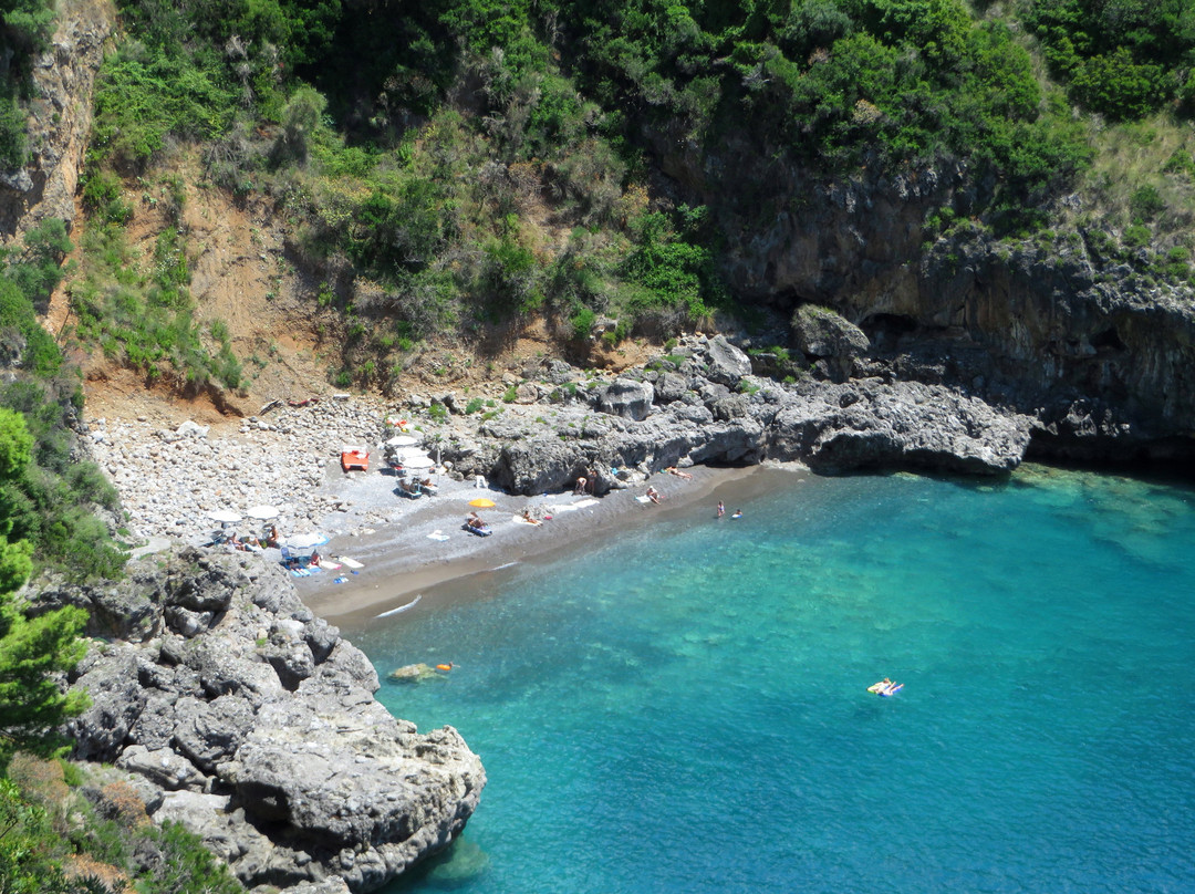 Spiaggia Grotta della Scala景点图片