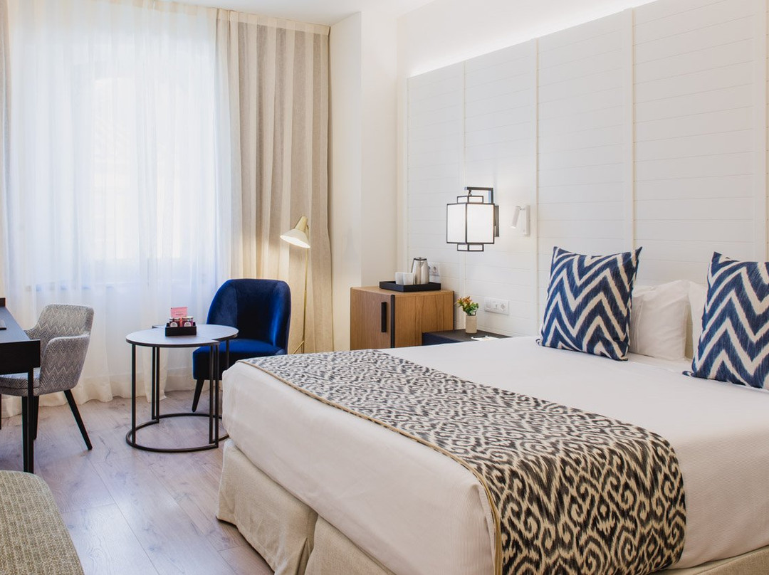 莫里纳拉里欧酒店主图