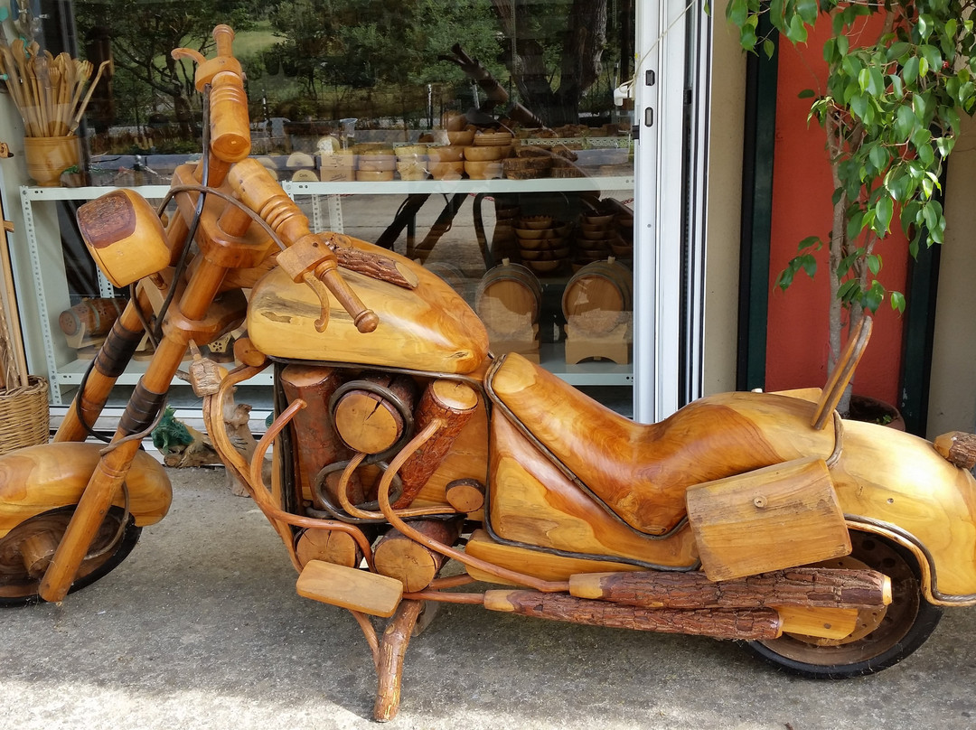 Skripero旅游景点-Olive Wood Workshop