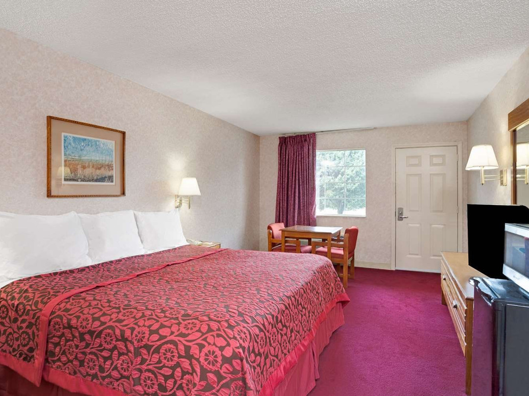 Days Inn I-24 West主图