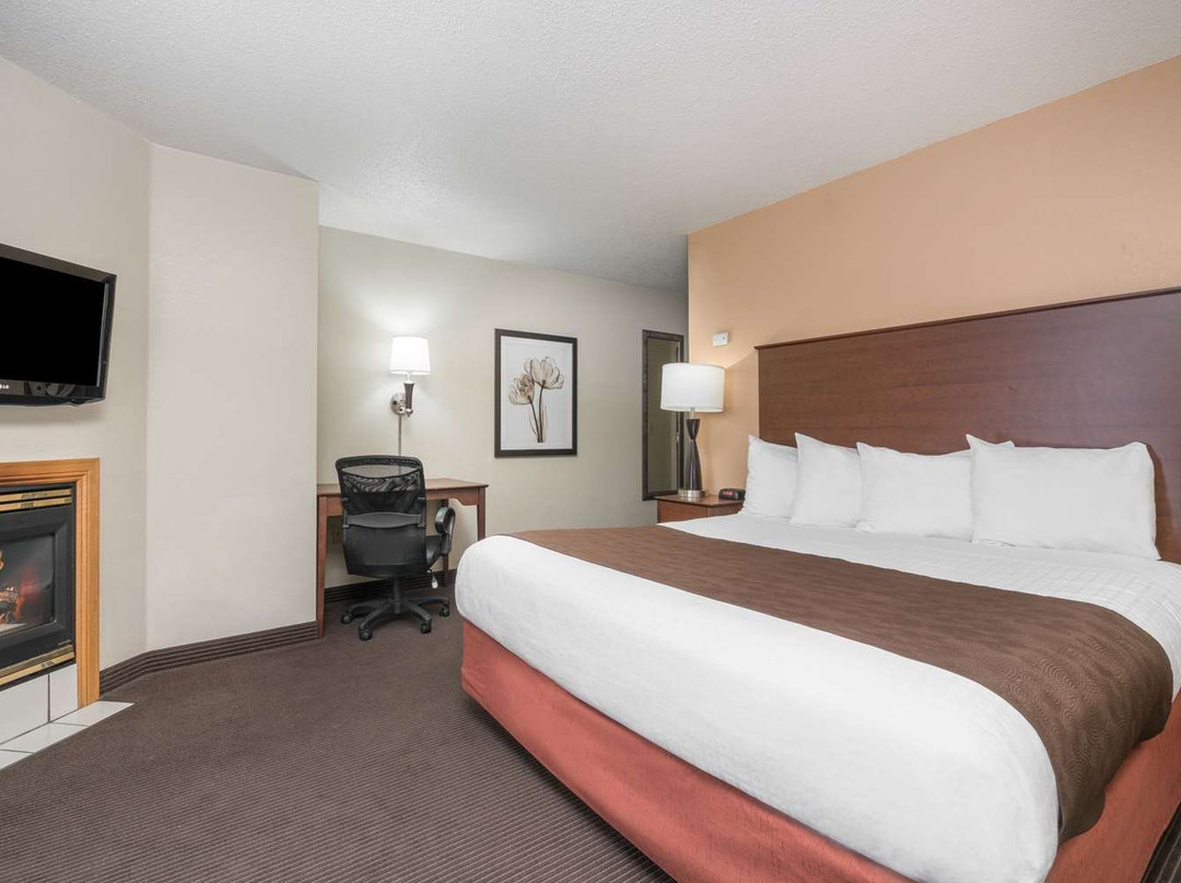 AmericInn by Wyndham Bismarck主图