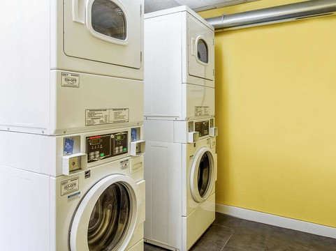 Red Roof Inn & Suites Middleborough主图