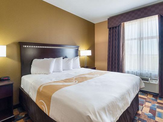 Quality Inn and Suites主图