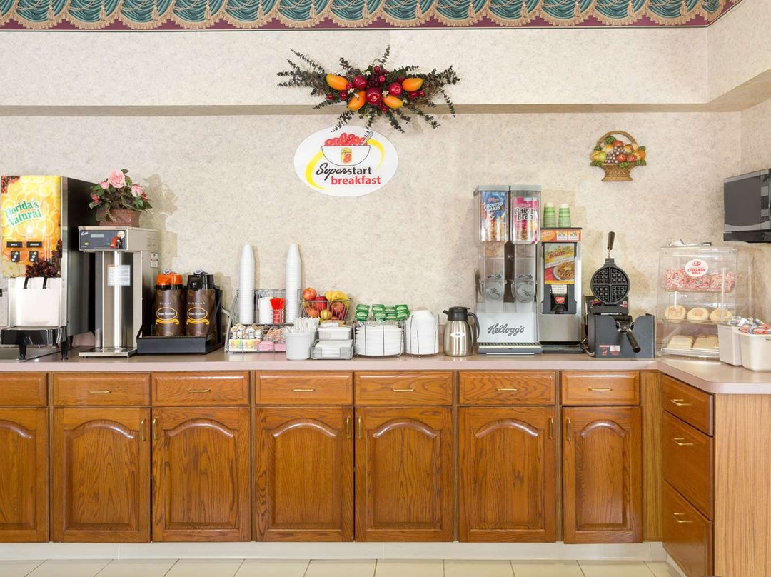 Super 8 by Wyndham Athens主图