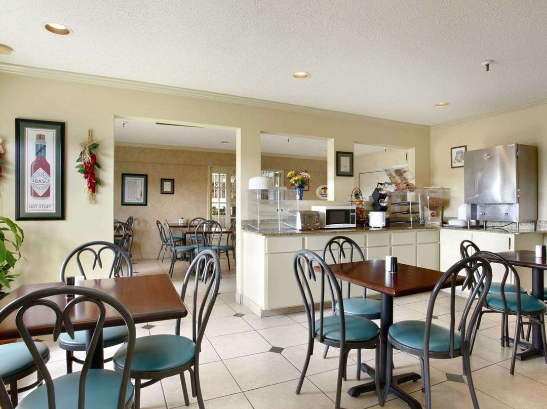 Super 8 by Wyndham New Iberia主图